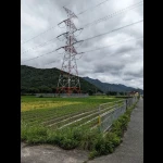 丹波市氷上町朝阪（子午線モニュメント）