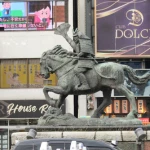 熊谷直実（熊谷駅北口）（戦国時代より前の時代の武将像コレクション）