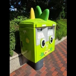 さいたま市役所前ポスト（さいたま市PRキャラクター：つなが竜・ヌゥポスト）